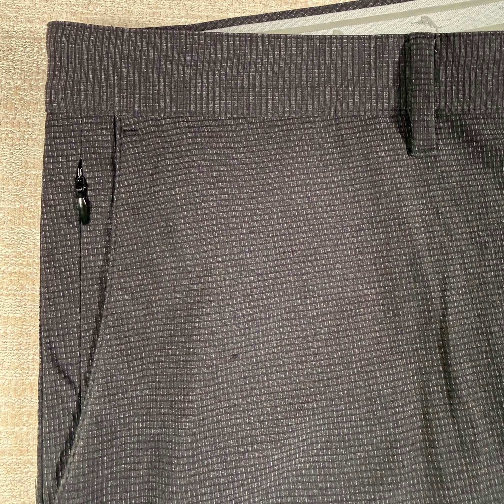 Tommy Bahama Shorts Mens 44/7 Grey Stretch Boracay Textured Flat Front - Picture 11 of 11